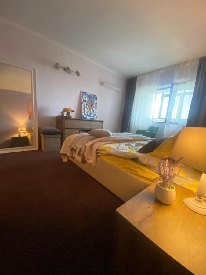 Victoriei Deluxe Suites บูคาเรสต์ ภายนอก รูปภาพ