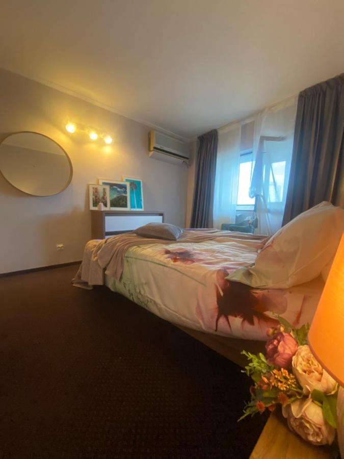 Victoriei Deluxe Suites บูคาเรสต์ ภายนอก รูปภาพ